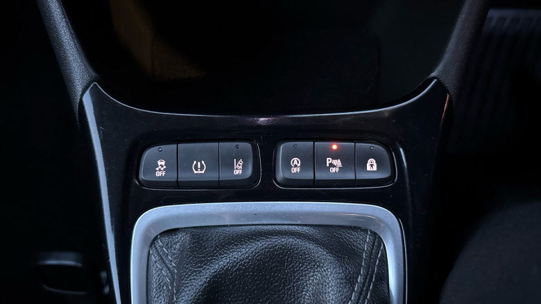 Vauxhall Crossland 1.2 Turbo Ultimate 5dr Petrol Hatchback